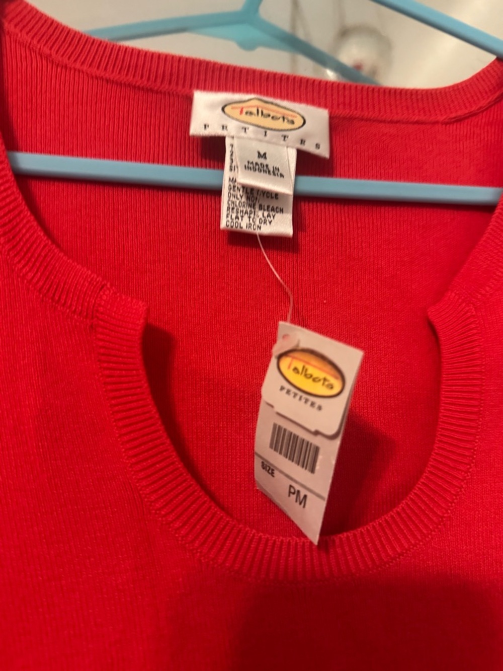 Talbots NWT Red Short Sleeve Split Neck Top